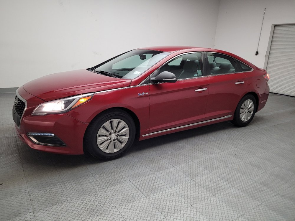 Used 2016 Hyundai Sonata SE image 2