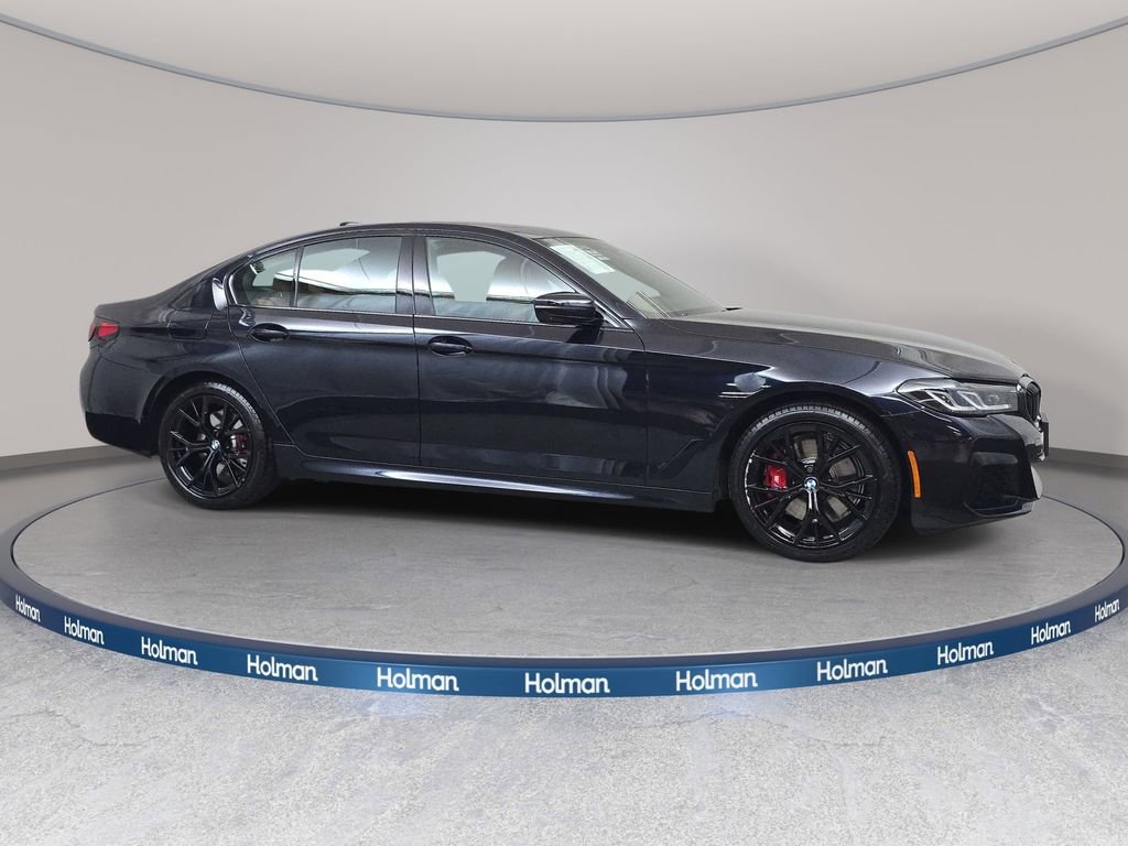 Used 2021 BMW 530e xDrive w/ M Sport Package AWD/4WD image 4