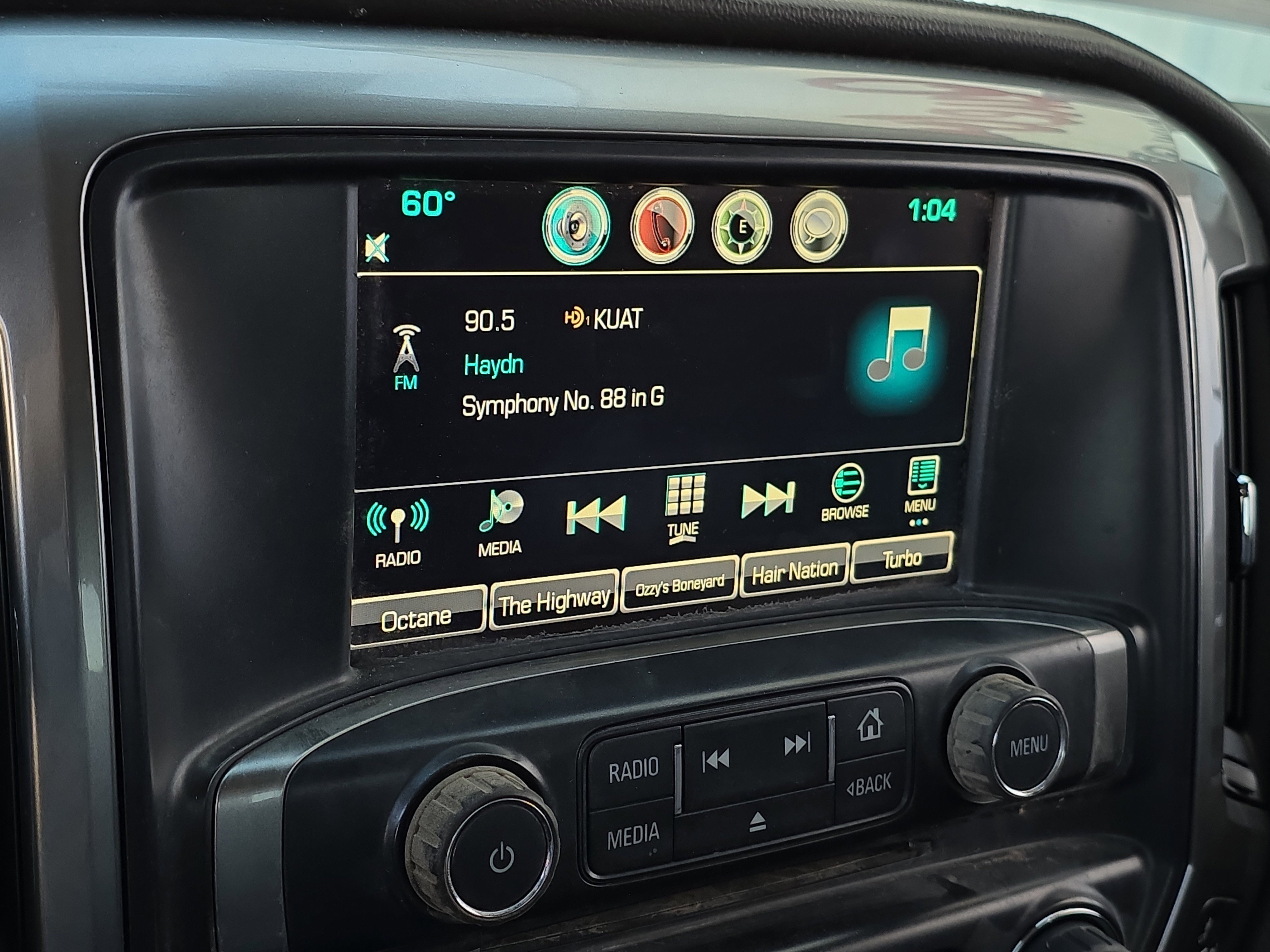 Used 2016 Chevrolet Silverado 1500 LTZ w/ LTZ Plus Package image 19