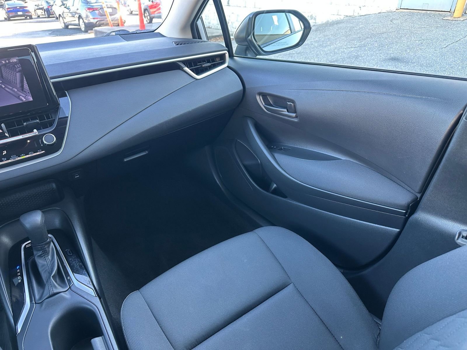 Used 2025 Toyota Corolla Hybrid Sedan image 33