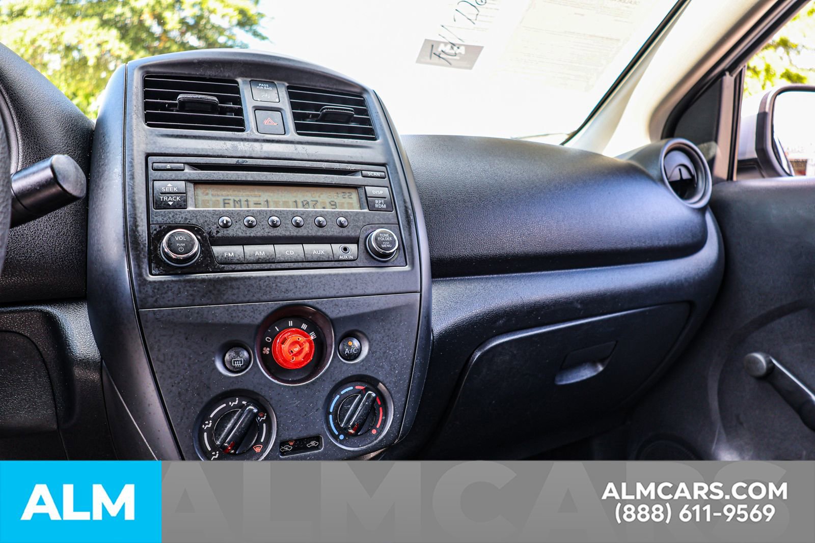 Used 2017 Nissan Versa S Plus image 33