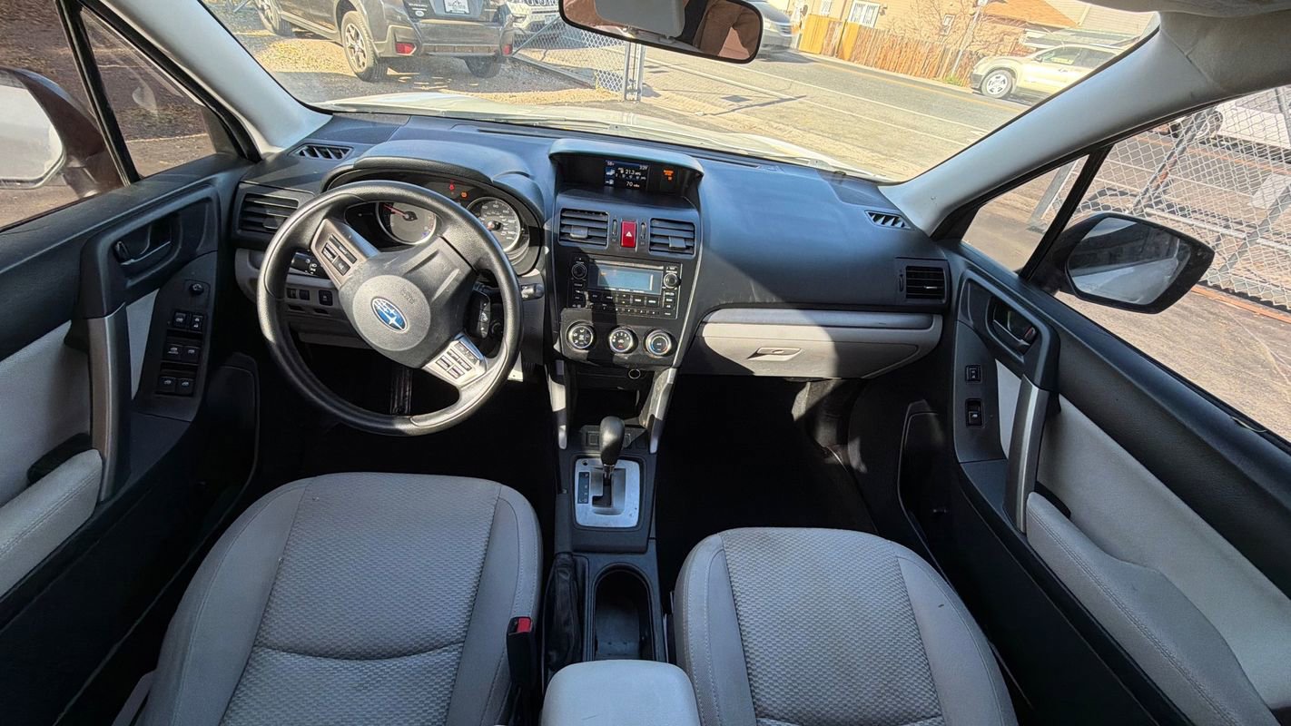 Used 2015 Subaru Forester 2.5i image 17