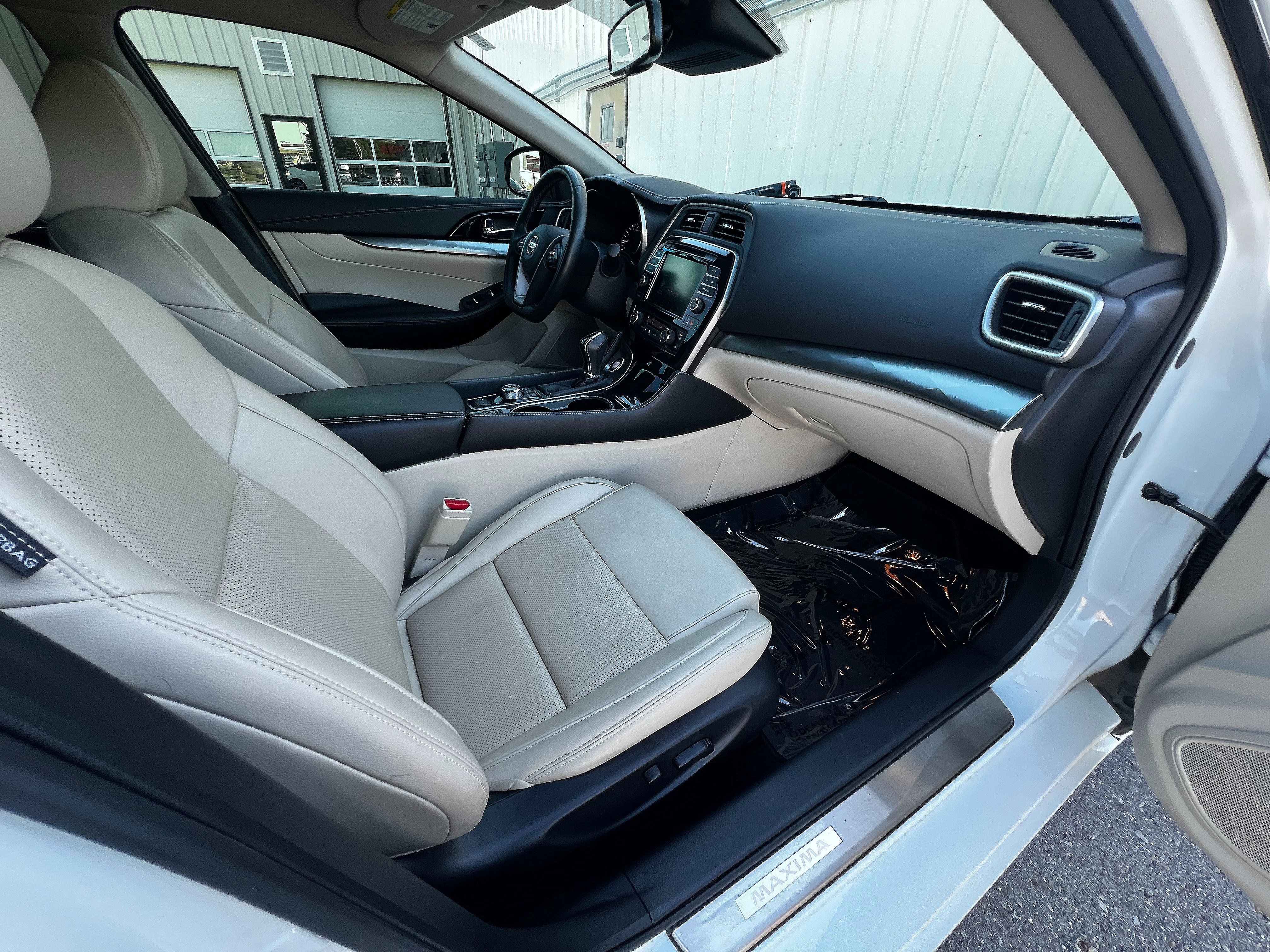 Used 2020 Nissan Maxima 3.5 SV w/ Floor Mat Group image 34