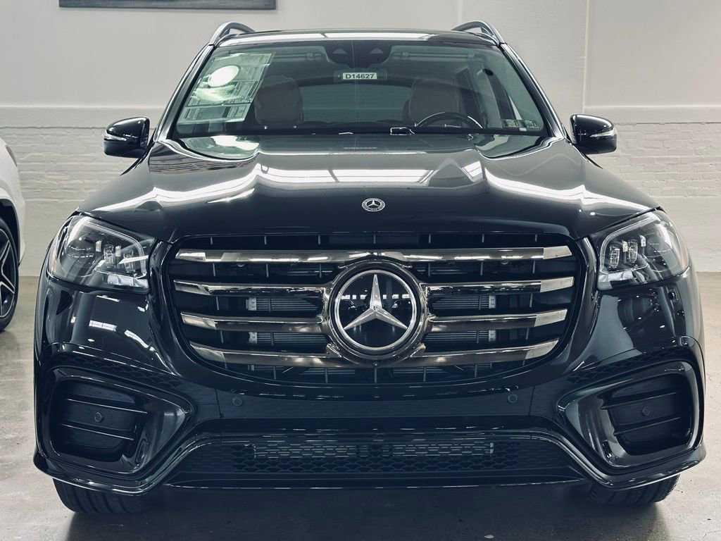 New 2026 Mercedes-Benz GLS 450 4MATIC image 2