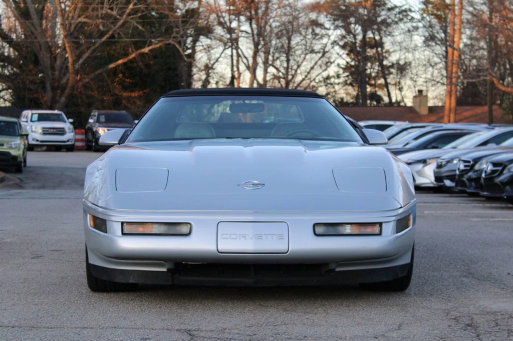 Used 1996 Chevrolet Corvette Convertible image 2