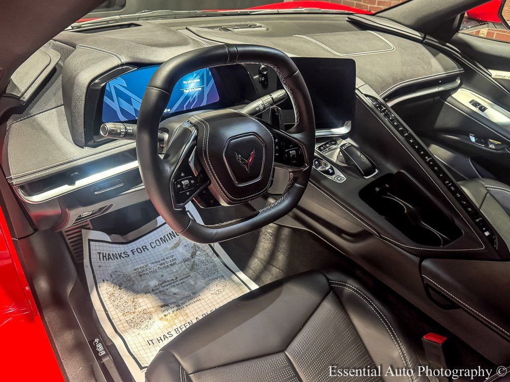 Used 2025 Chevrolet Corvette Stingray Preferred Cpe w/ 2LT image 15