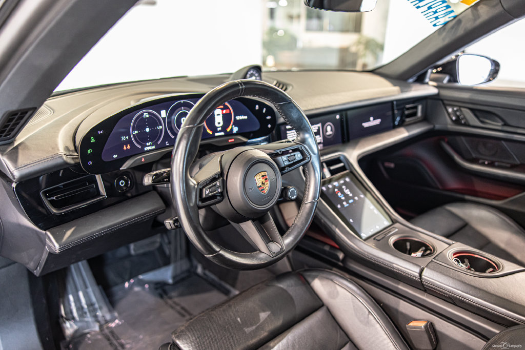 Used 2020 Porsche Taycan 4S w/ Premium Package AWD/4WD image 20