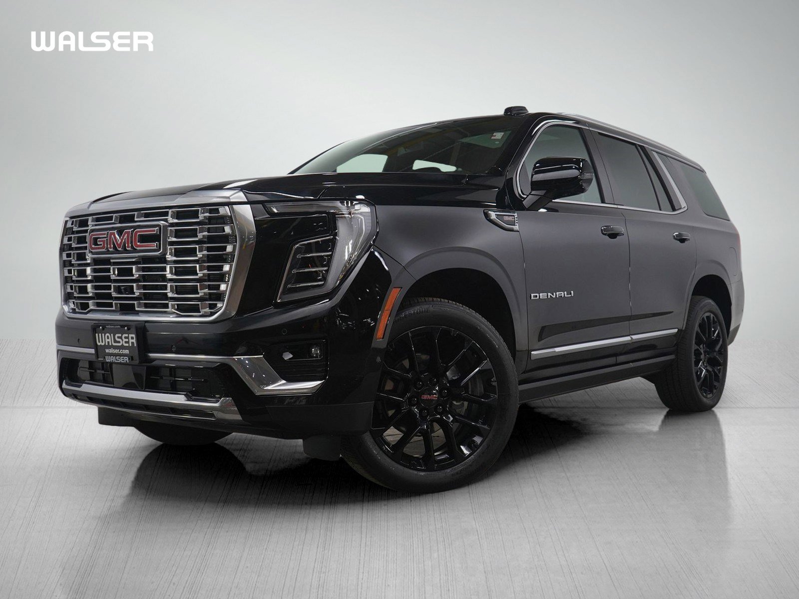 Used 2025 GMC Yukon Denali w/ Sun & Power Step Package image 1