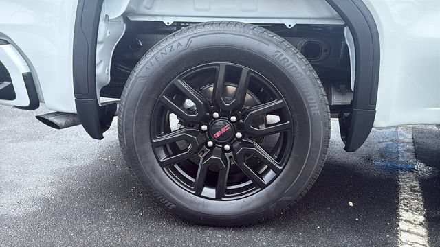 Used 2024 GMC Sierra 1500 Elevation AWD/4WD image 9