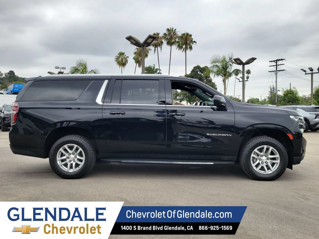 Certified 2024 Chevrolet Suburban LT AWD/4WD image 10