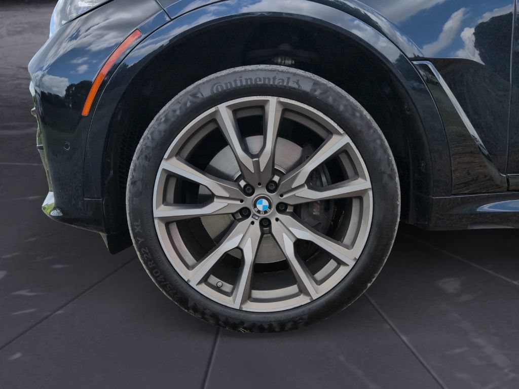 Used 2021 BMW X7 M50i AWD/4WD image 30