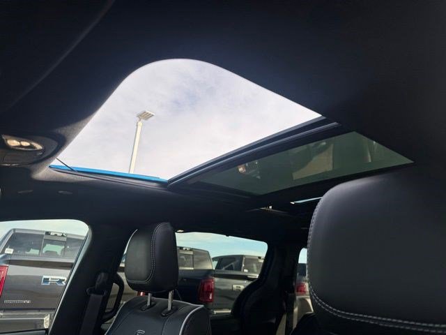 New 2026 Chrysler Pacifica Limited w/ S Appearance Package image 28