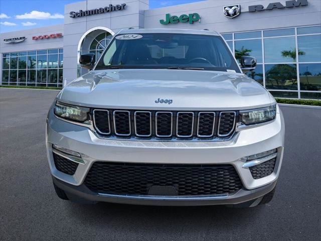 Certified 2024 Jeep Grand Cherokee Limited AWD/4WD image 2