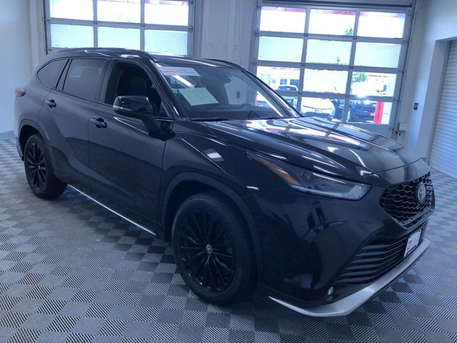 Certified 2025 Toyota Highlander XSE AWD/4WD image 37