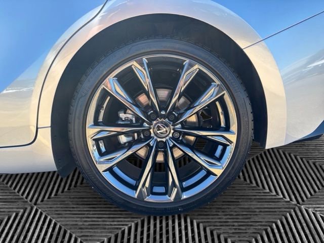 Used 2025 Lexus IS 350 F Sport w/ Navigation Package AWD/4WD image 32
