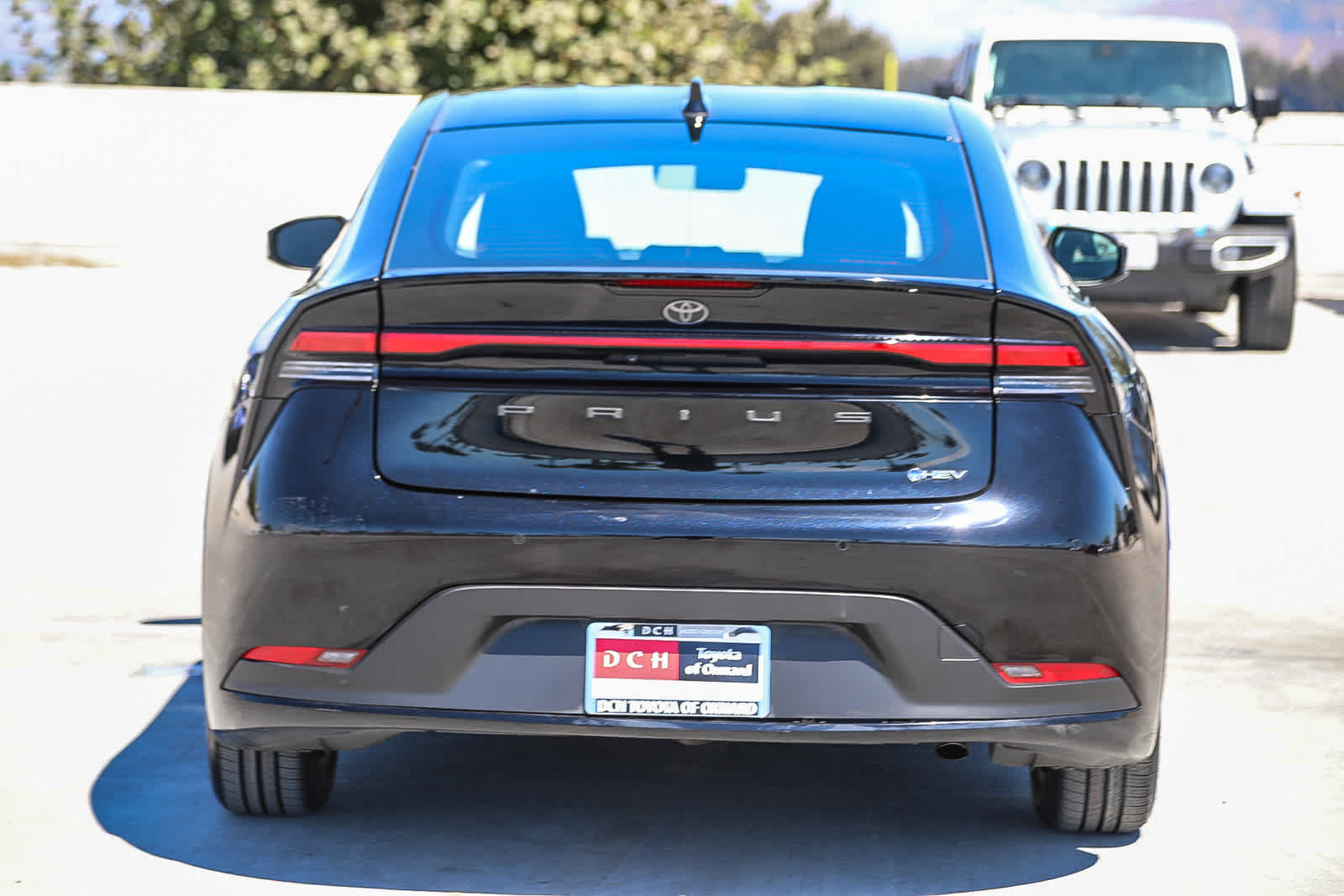 Used 2023 Toyota Prius LE FWD image 6
