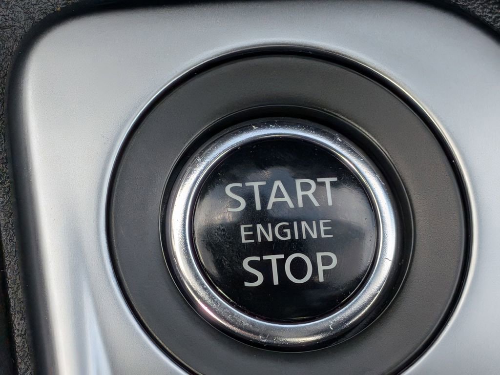 Used 2025 Nissan Sentra SV w/ All-Weather Package FWD image 15