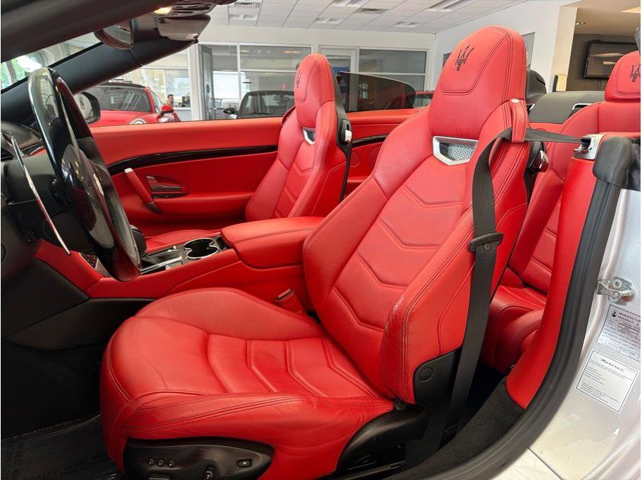 Used 2016 Maserati GranTurismo Sport image 25