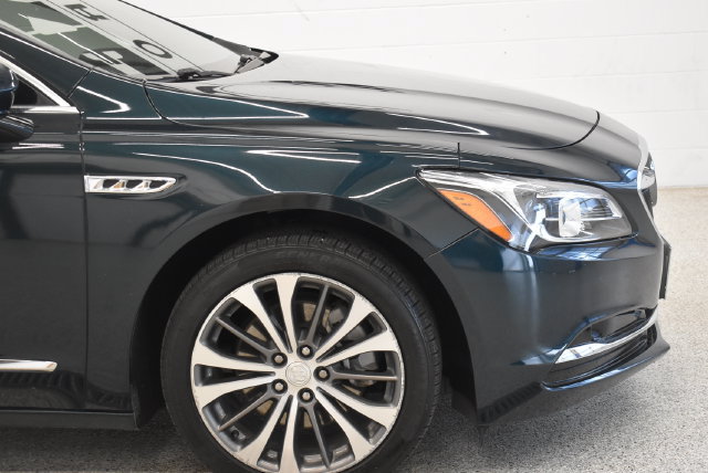 Used 2019 Buick LaCrosse Essence AWD/4WD image 13