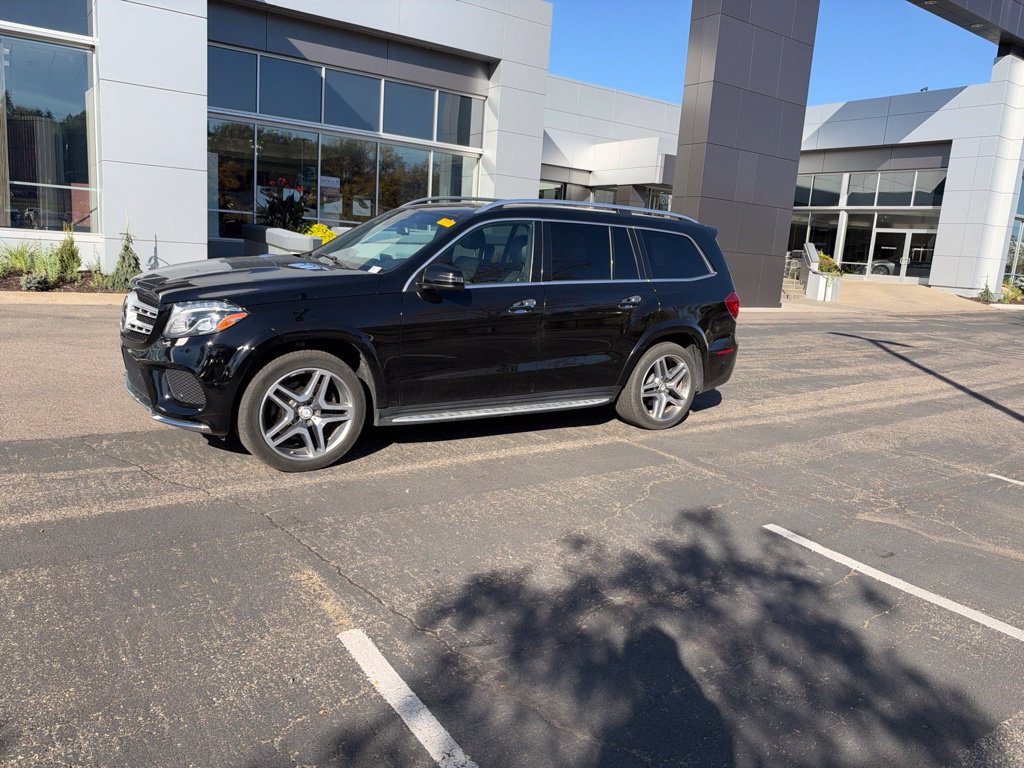 Used 2017 Mercedes-Benz GLS 550 4MATIC image 1