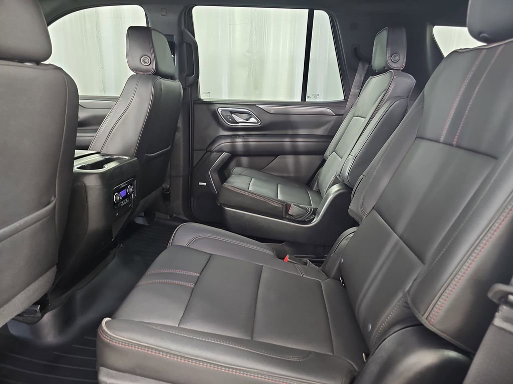 Used 2022 Chevrolet Tahoe RST w/ Luxury Package AWD/4WD image 19