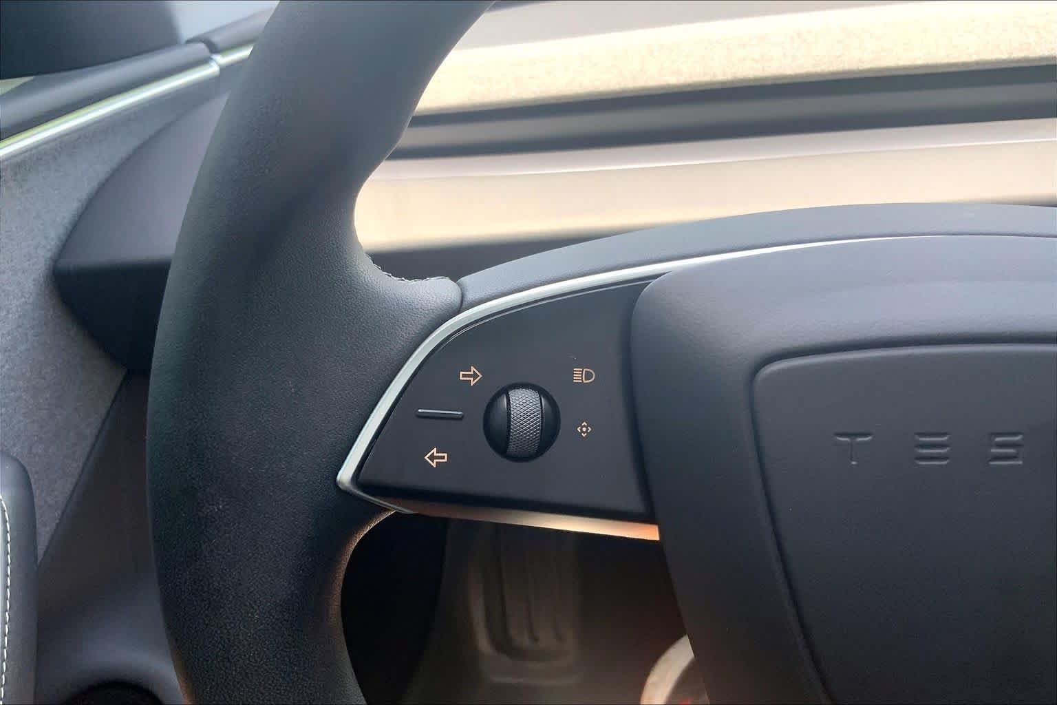 Used 2025 Tesla Model 3 Long Range RWD image 23