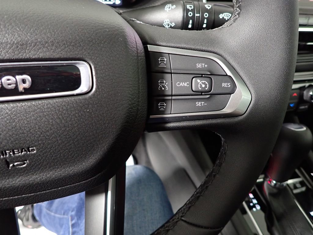 New 2026 Jeep Compass Limited w/ Sun, Sound & Navigation Group image 32