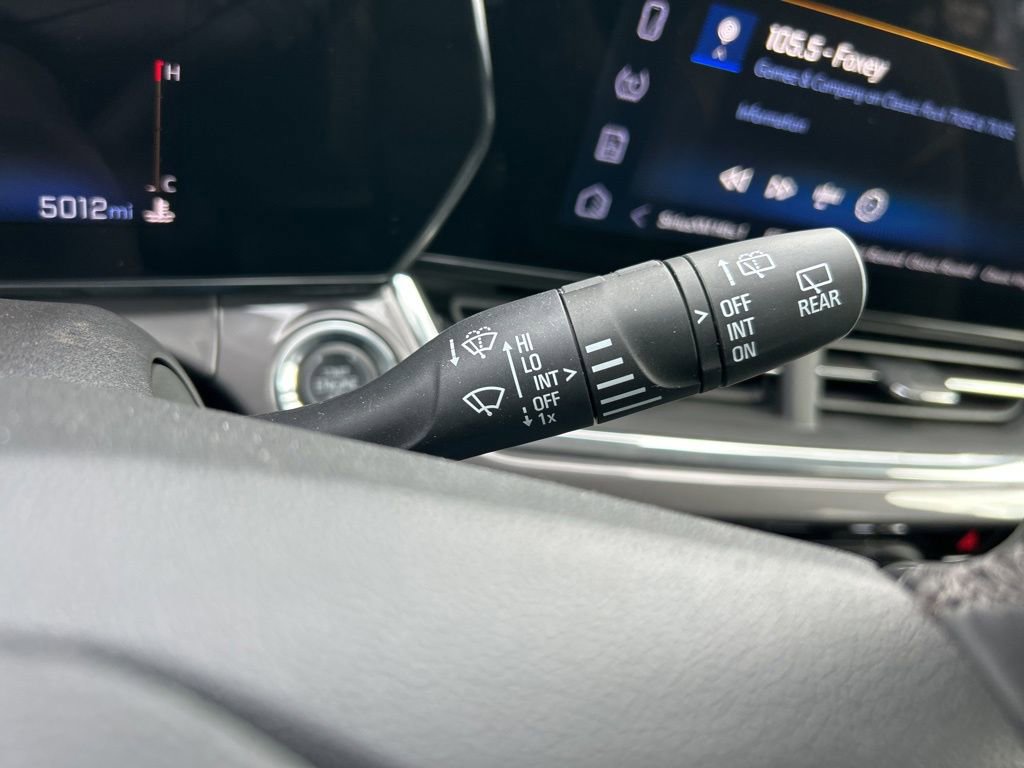 Used 2025 Chevrolet Trax ACTIV w/ Driver Confidence Package image 21