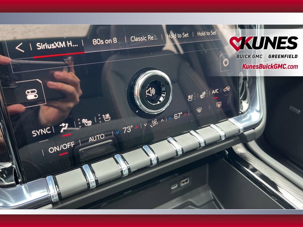 New 2026 GMC Yukon XL AT4 image 29