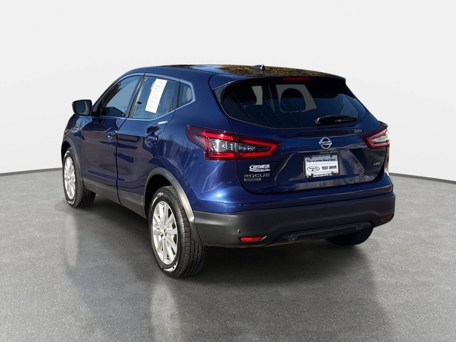Used 2021 Nissan Rogue Sport S image 7