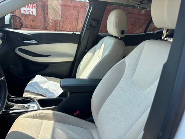 Used 2020 Buick Encore GX Preferred w/ Cold Weather Comfort Package FWD image 12