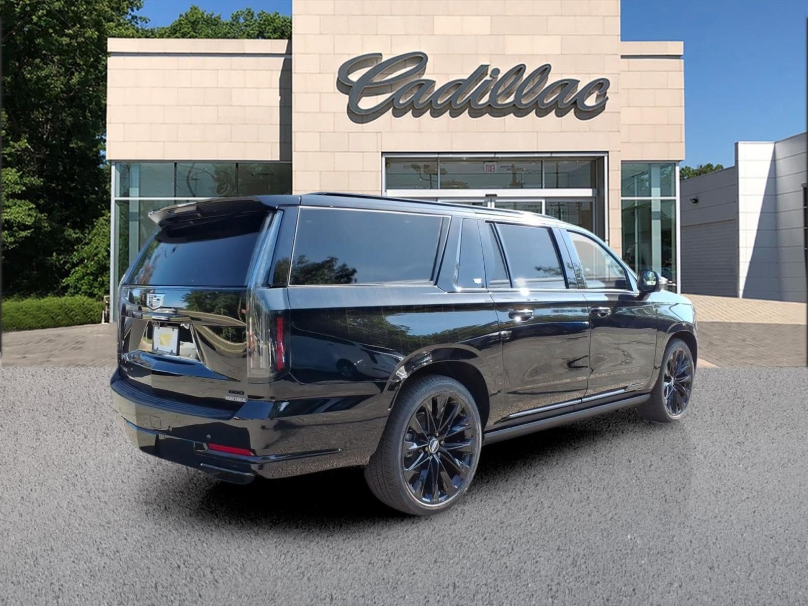 New 2026 Cadillac Escalade ESV Platinum Sport w/ LPO, ONYX Package AWD/4WD image 5