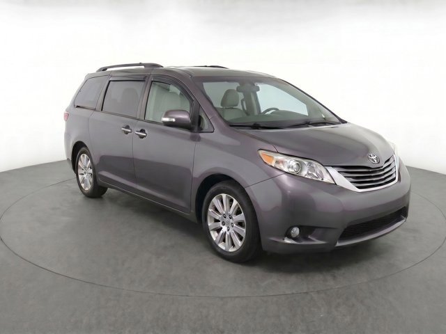 Used 2015 Toyota Sienna Limited Premium AWD/4WD image 3