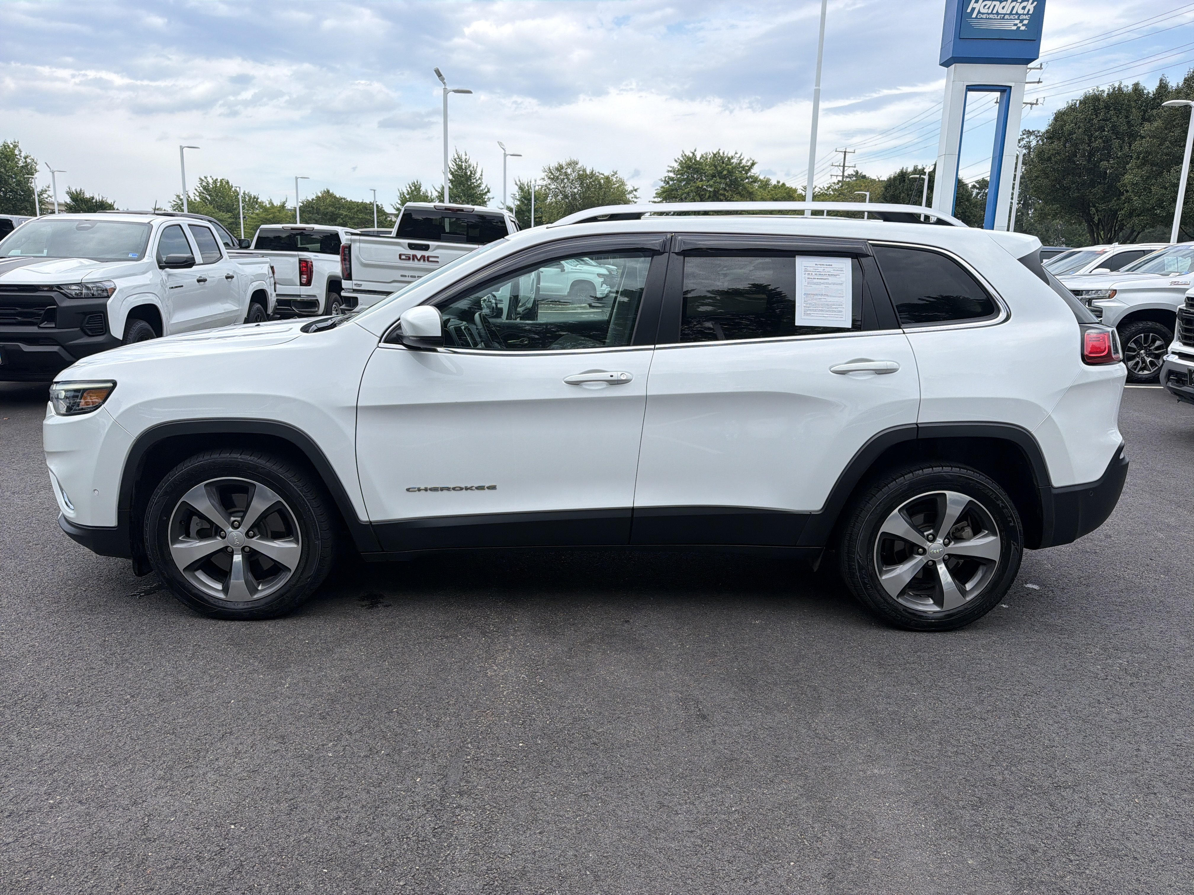 Used 2020 Jeep Cherokee Limited w/ Technology Group FWD image 7