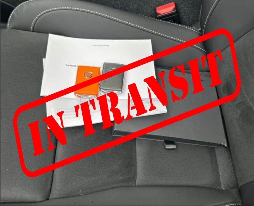 Used 2023 Volvo C40 P8 Recharge Plus w/ Climate Package image 6