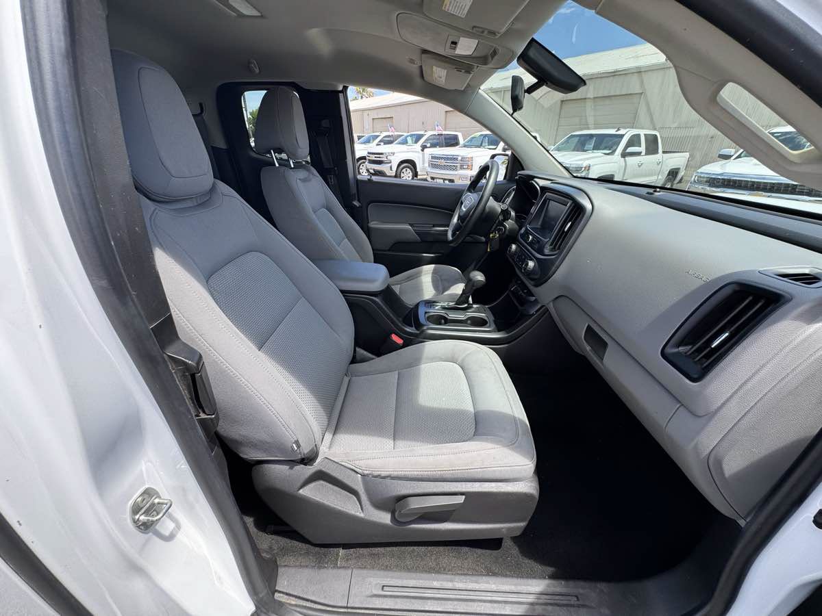 Used 2018 GMC Canyon W/T w/ Convenience Package RWD image 12