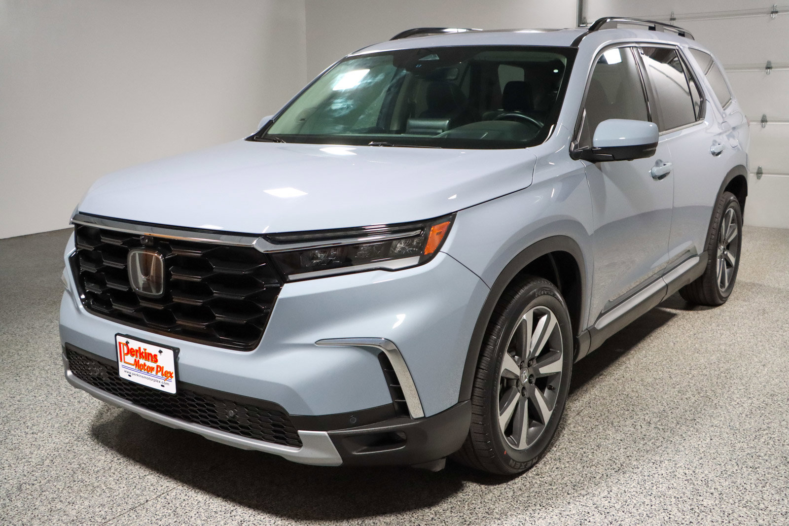Used 2025 Honda Pilot Elite image 34
