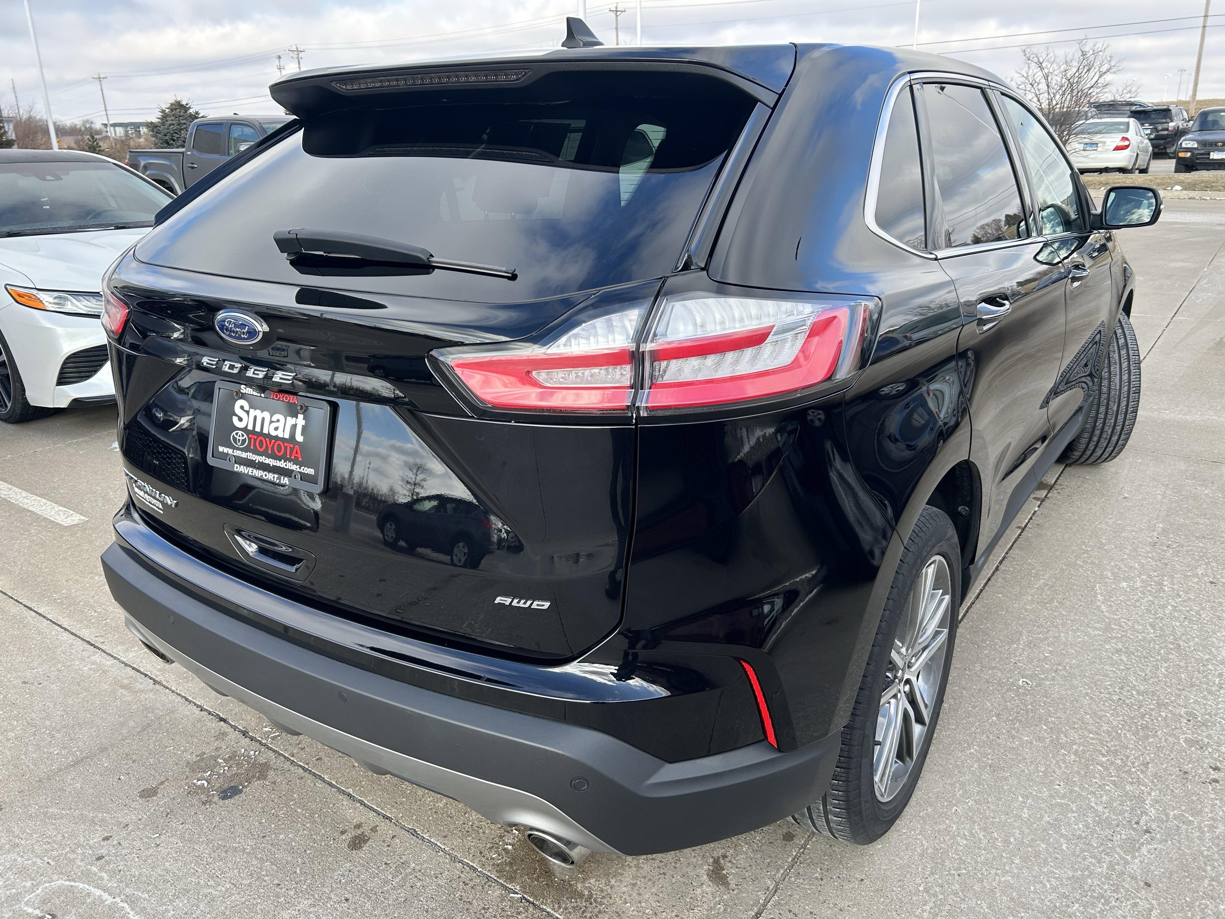 Used 2024 Ford Edge Titanium image 6