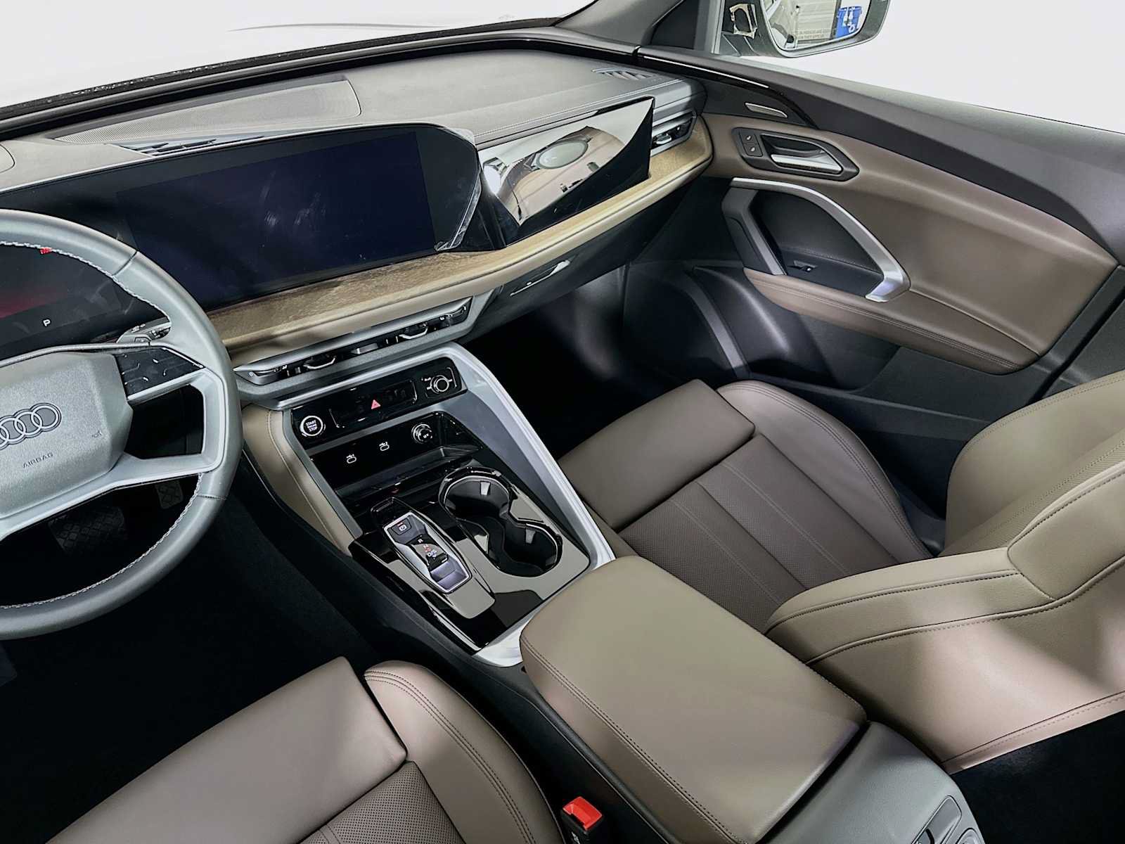 New 2025 Audi Q5 Premium Plus AWD/4WD image 22