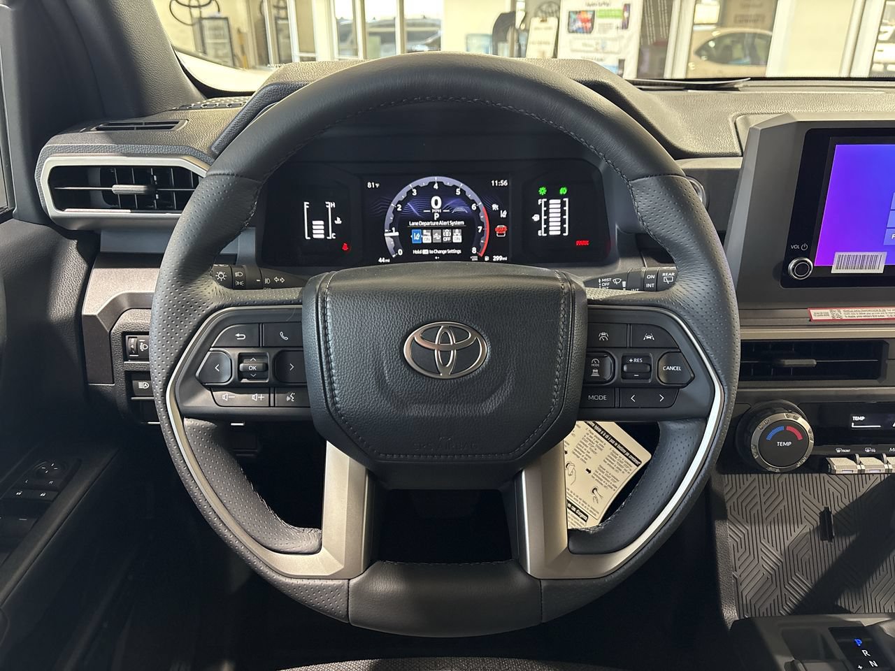 New 2026 Toyota 4Runner SR5 AWD/4WD image 14