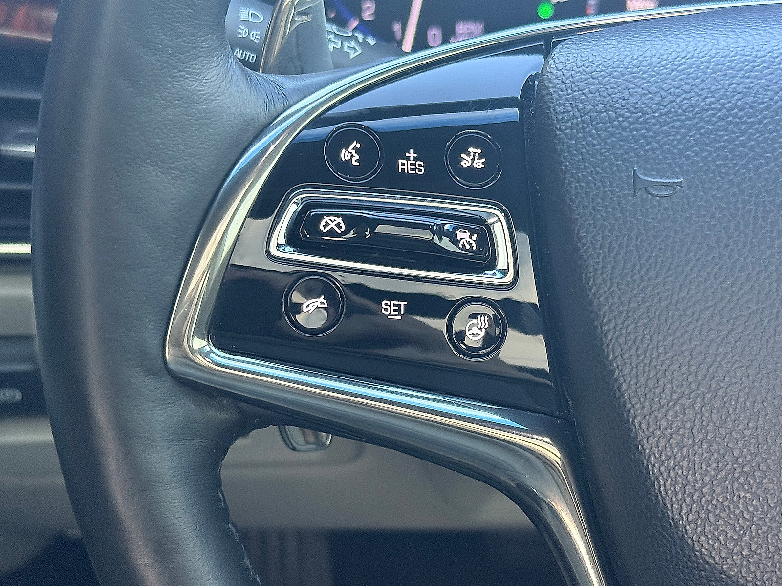 Used 2014 Cadillac CTS Performance w/ Driver Assist Package RWD image 17