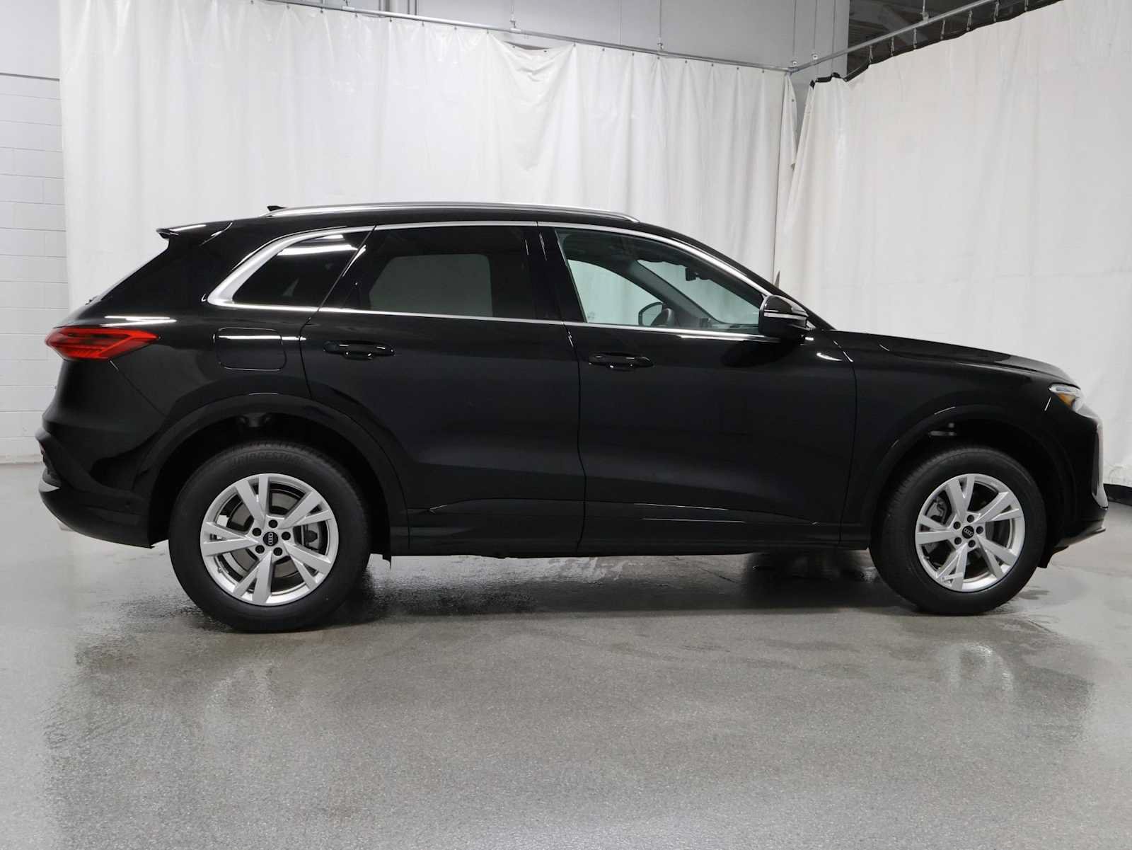 New 2026 Audi Q5 Premium AWD/4WD image 10