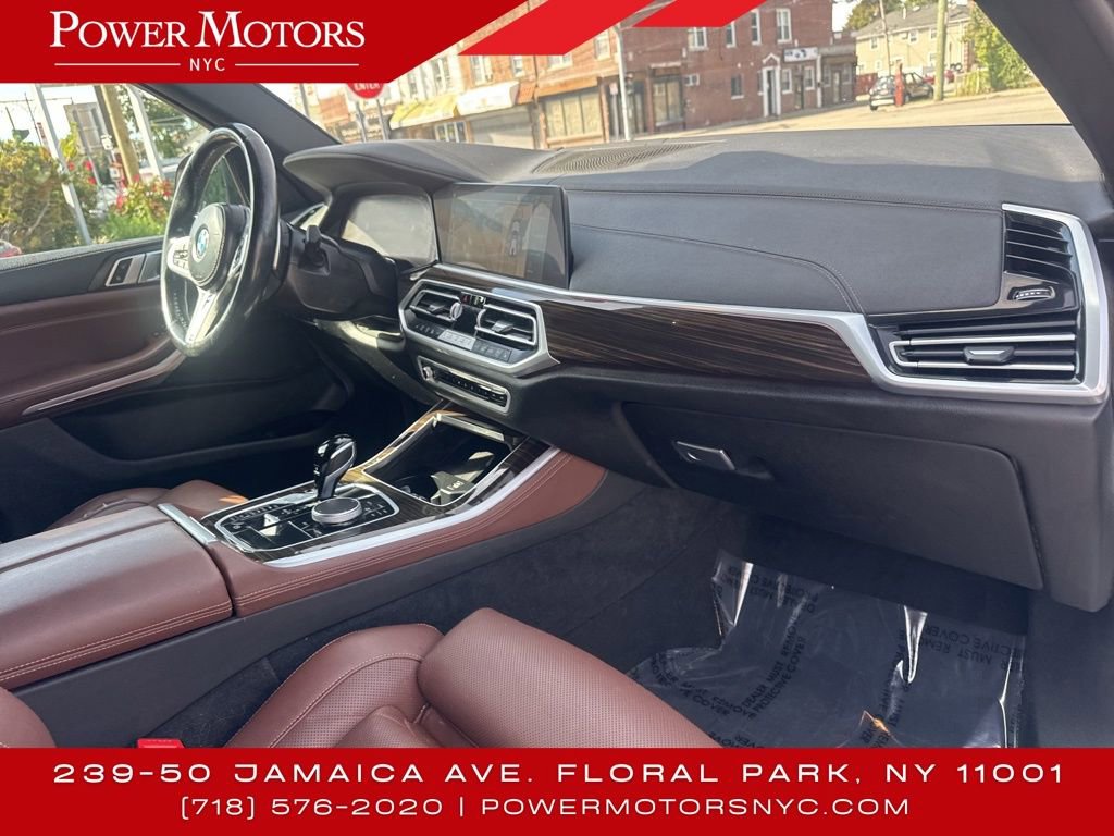 Used 2023 BMW X5 xDrive40i w/ M Sport Package image 15