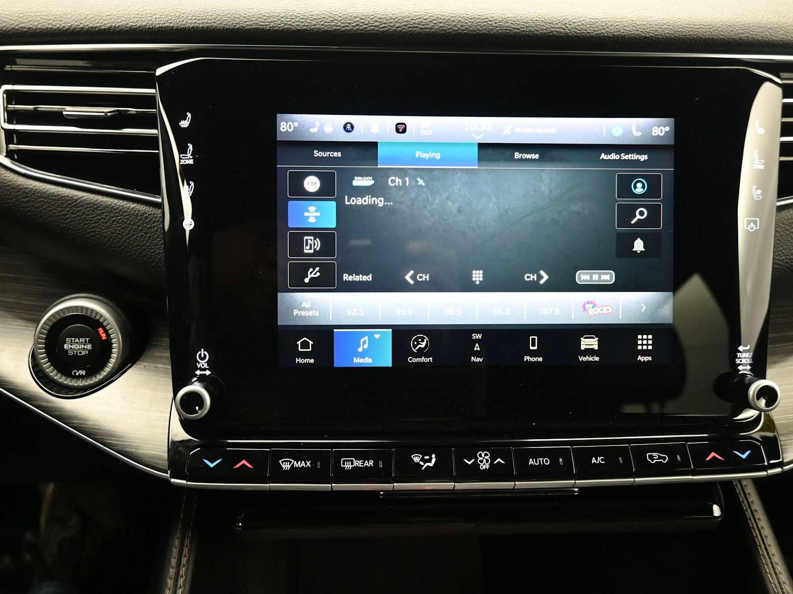 Used 2023 Jeep Wagoneer L Series III w/ Preferred Equipment Group image 14