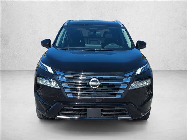 Used 2025 Nissan Rogue Platinum w/ Tech Package image 2