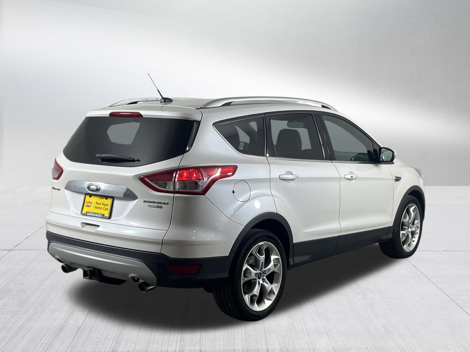 Used 2016 Ford Escape Titanium w/ Equipment Group 301A image 7