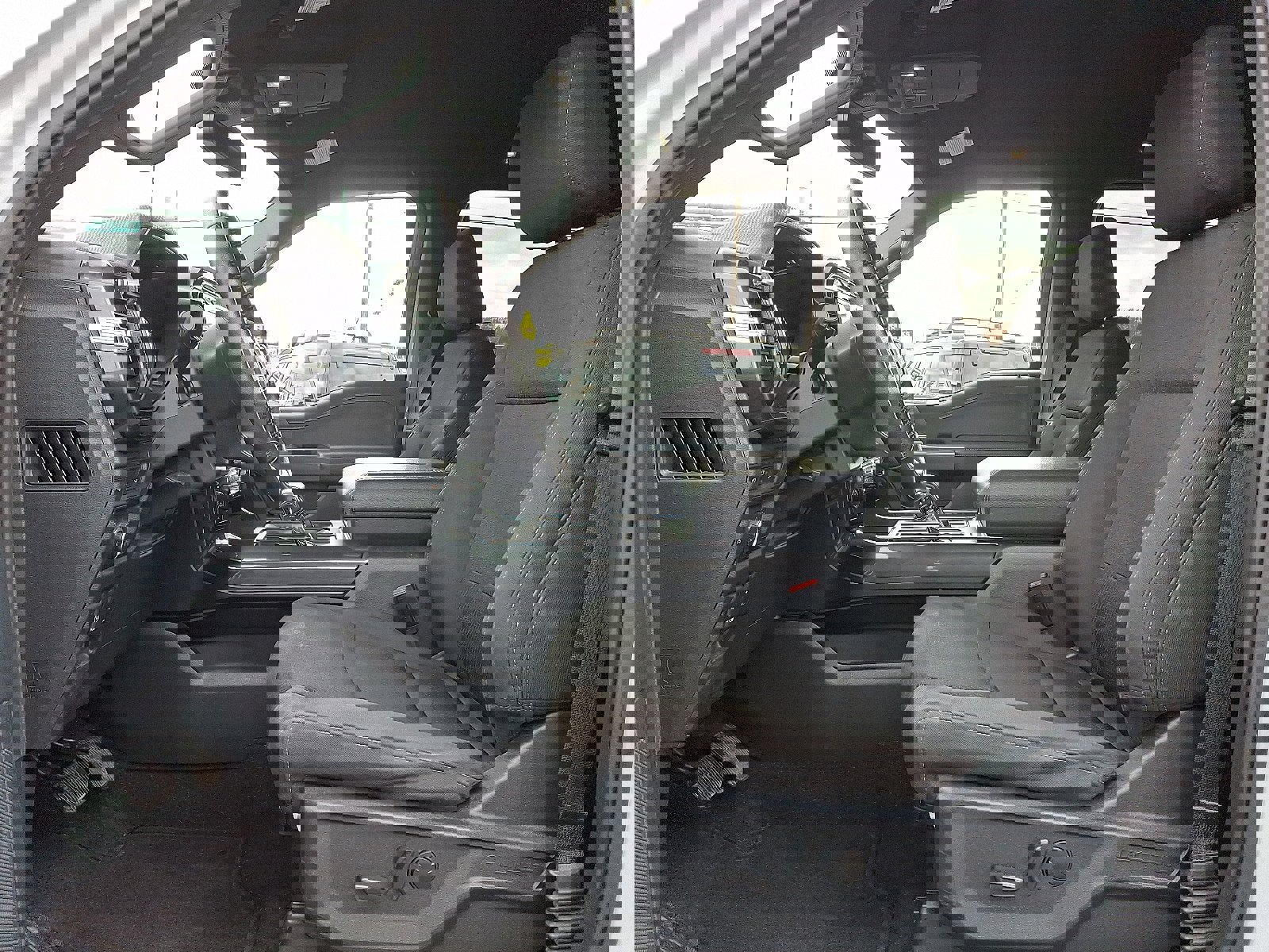 Certified 2022 Ford F150 XLT w/ Equipment Group 302A High image 14