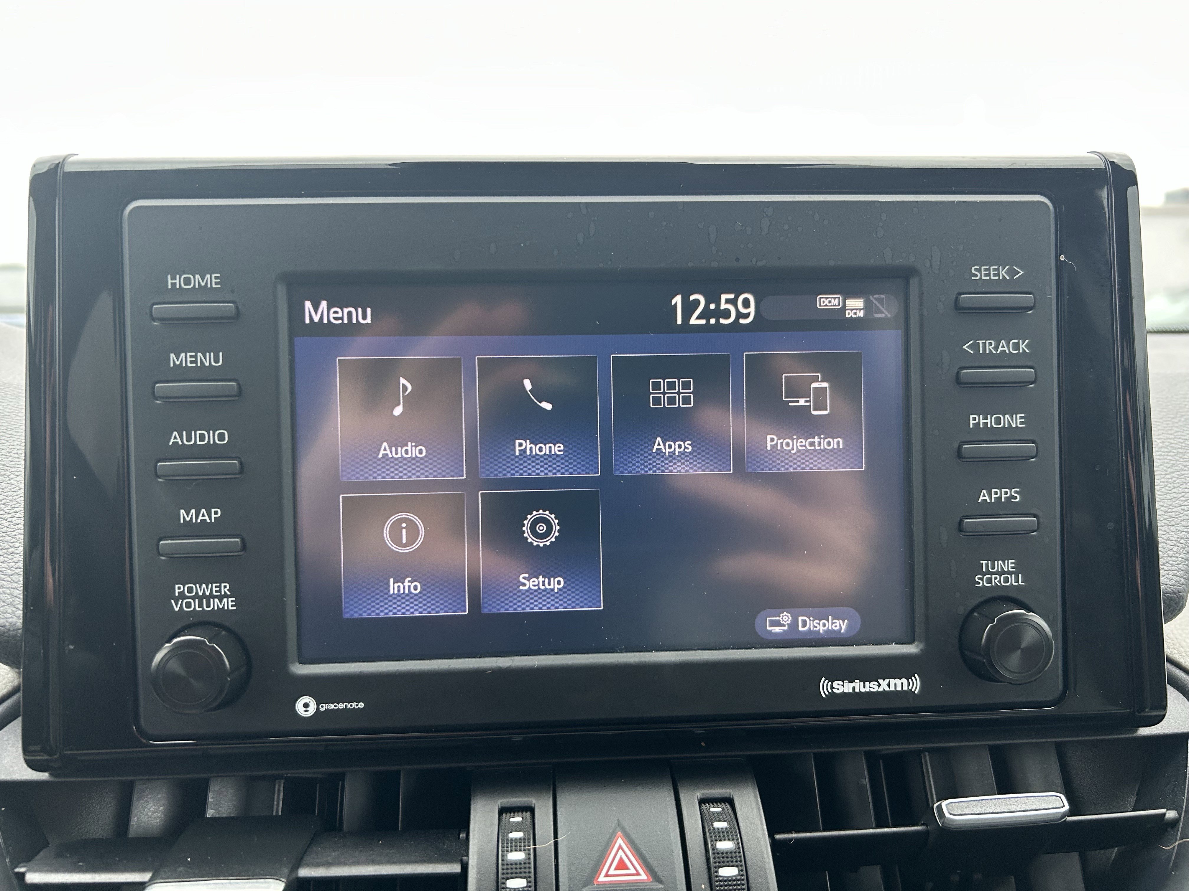 Used 2022 Toyota RAV4 XLE Premium image 12