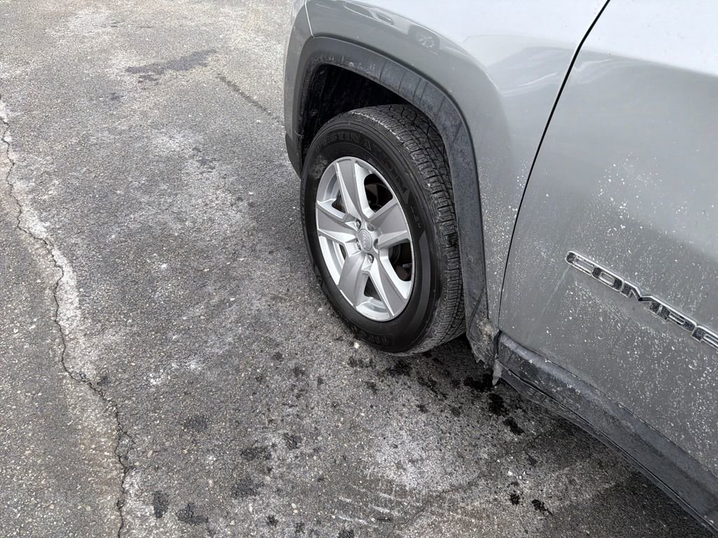 Used 2022 Jeep Compass Latitude image 26