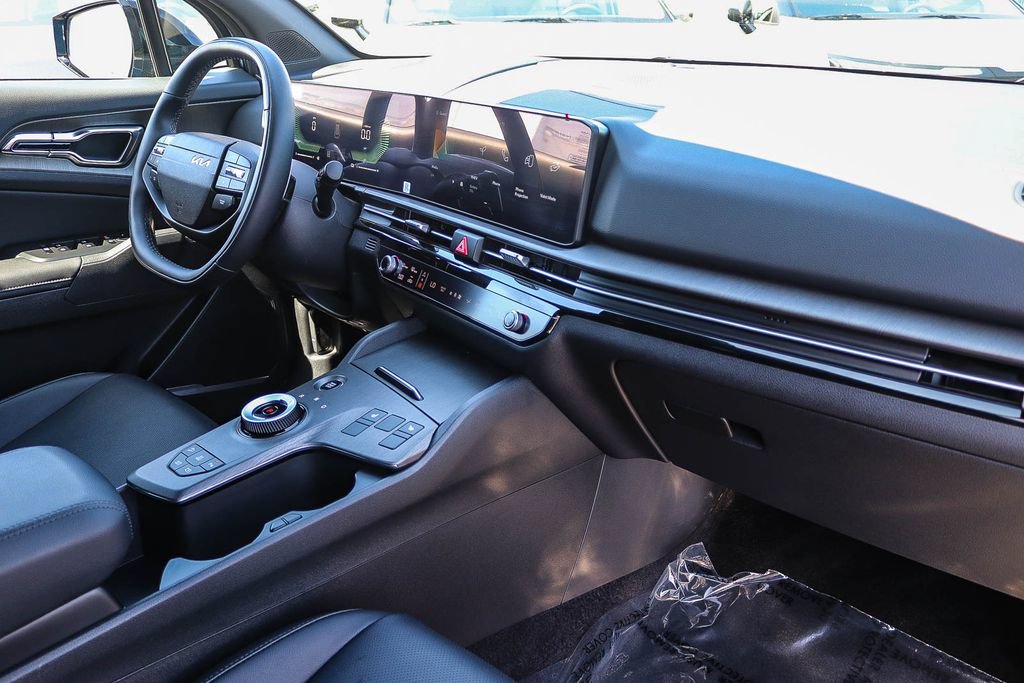 Certified 2026 Kia Sportage X-Line AWD/4WD image 16